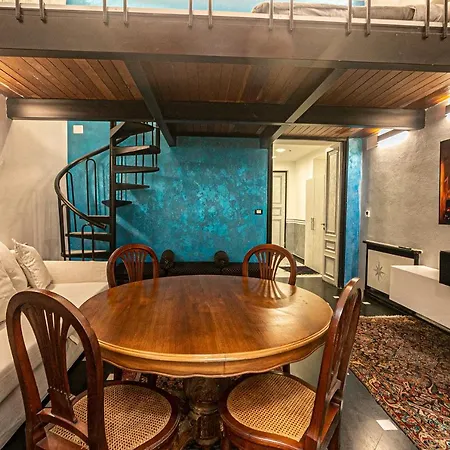 Apartment Dimora Patrizia In Centro Genoa